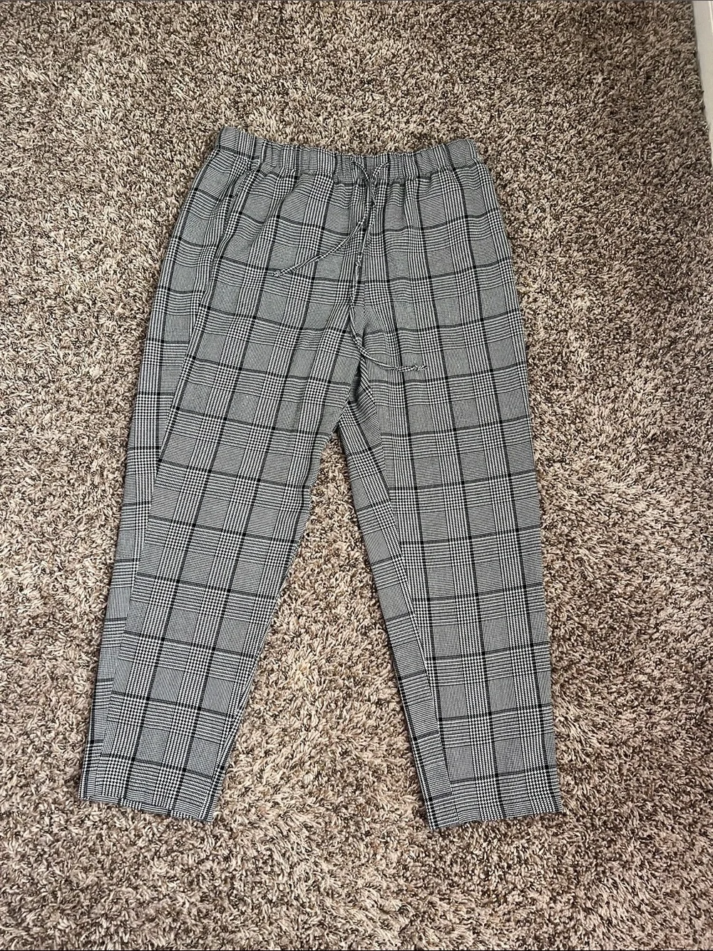 Women's Gray Plaid Drawstring Trousers